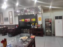 -牛一嘴·兰州牛肉面·大盘鸡(财富中心店)