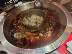 -谭鸭血老火锅(图书馆店)