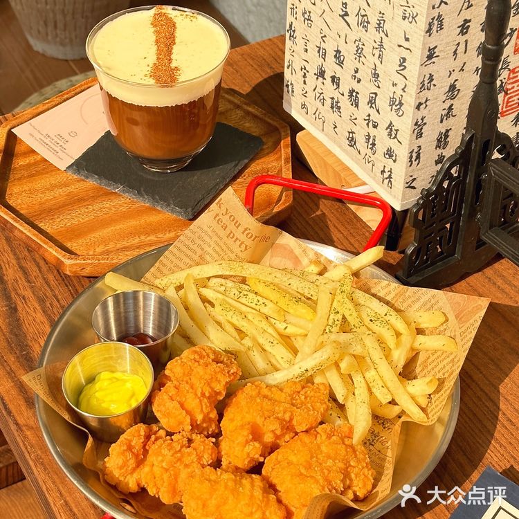 被花花包围的浪漫下午茶 佛山的莫奈花园💐