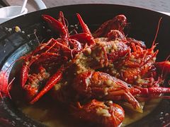 -虾弄弄海派小龙虾·牛羊蝎子火锅