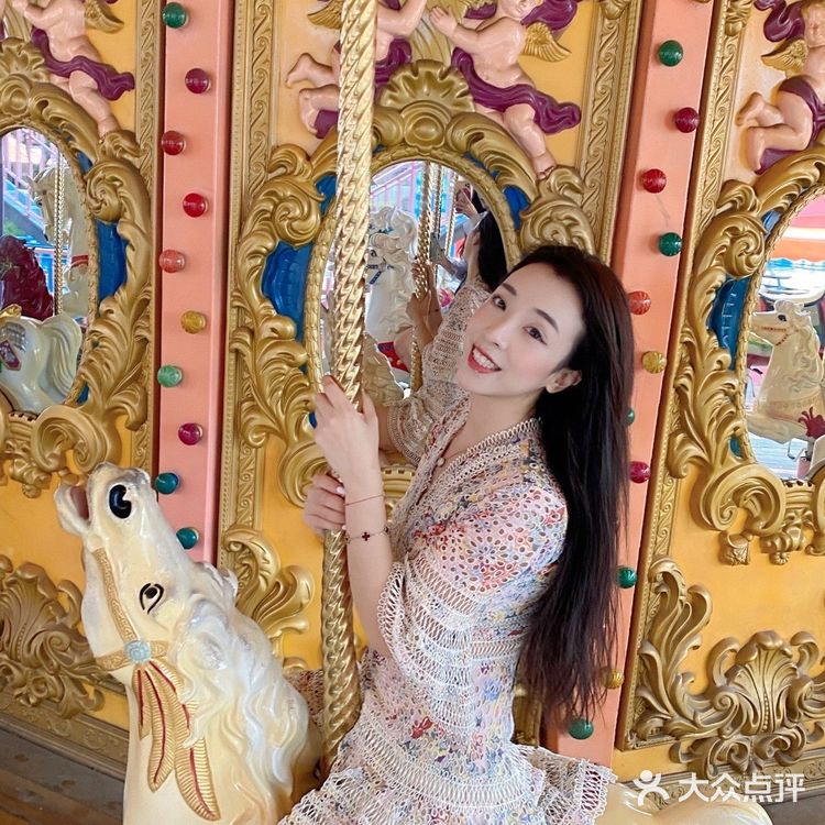 魔都游乐园🎠童话中的双层旋转木马