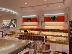 -鑫忆品香炒货(西五路店)