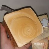 快别吃了，你咋还往嘴里炫呢？