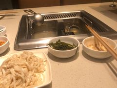 -海底捞火锅鲜切牛肉主题店(长寿路店)