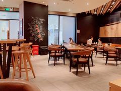 -星巴克臻选(莘庄仲盛店)