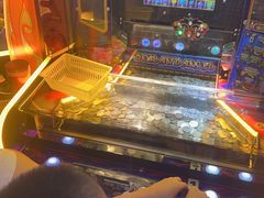 -爱玩嘉年华(龙湖杭州金沙天街店)