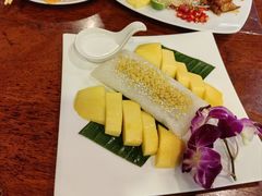 -Dang restaurant (patong phuket)
