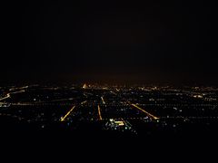 -鬼笑石后山停车场