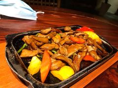 铁板牛肝菌-云来居素食馆(南山店)