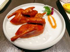 脆皮乳鸽-卤鼎记·潮汕卤水火锅饭店(北京首店)