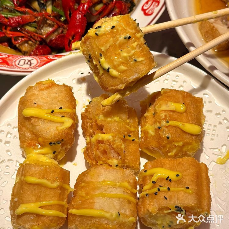 来郴州可以不喝茶颜。。但一定要去吃的!!