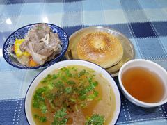 -園丁烤肉缸子肉