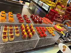 -广州万富希尔顿酒店·感趣自助餐厅·金秋蟹宴生蚝海鲜刺身烧烤