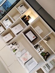 -JNK皮肤管理中心