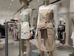 -hotwind热风(中贸广场店)