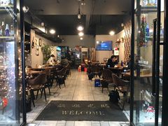 大堂-陈员外正宗夹江烧烤(广福路店)