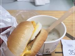 -麦当劳(新王府井店)