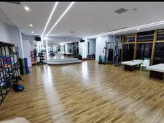 -健变健身俱乐部(前海天虹商场店)