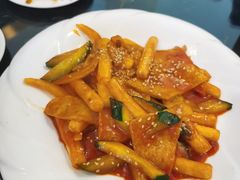 鱼饼炒年糕-桃园中华料理炸酱面(燕儿岛路店)