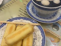 -广信牛奶甜品世家(台东店)