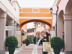 -佛罗伦萨小镇广佛名品奥特莱斯(疏港路店)