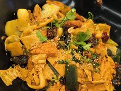 -醉人椒麻辣香锅(王府井喜悦店)