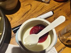 -老牌坊云南鱼豆花火锅(爱建店)