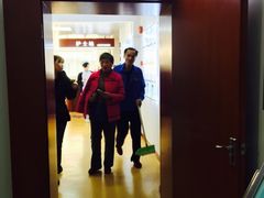 专家门诊-上海大学附属上海和平眼科医院