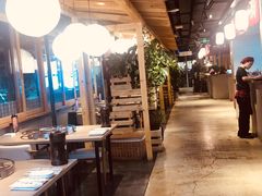 大堂-日进一片海.生腌海鲜火锅.宵夜烧烤(三里屯总店)