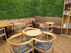 -焙丽拾光(麦凯乐直营店)