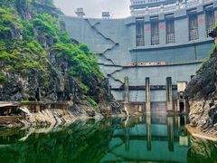 -汉中石门栈道风景区
