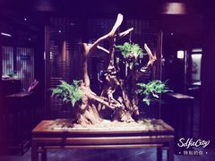 -余欢领鲜火锅(新街口店)