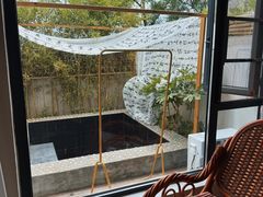 -悟空山宿陨石私汤温泉酒店(神舟大道地铁站店)