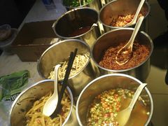 -螺丰汇柳州螺蛳粉(苹果园地铁站F口店)