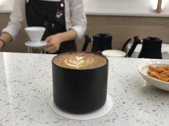 Flat&nbsp;White-Onirii Coffee(长乐路店)