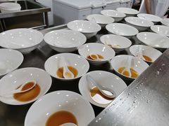 秘制汤底-汪家馄饨(集庆路店)