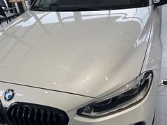 -上海宝信宝马4S店