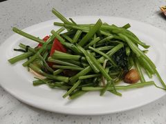 -肥仔文澳门猪骨煲(南京西路店)