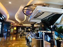 -王府井百货熙地港店