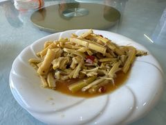 -天乐农家鱼头王(天目湖店)