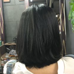 锁骨发-丝语萱形象