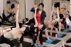 -亚太瑜伽普拉提学院