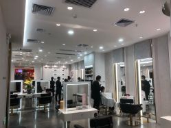 -Kraemer Paris  苏豪路易士·嘉玛发廊