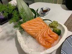 三文鱼刺身-肆月河豚·新淮扬(金融街店)