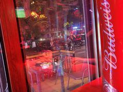 -鲨鱼美式餐厅酒吧Sharky