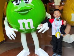 -m豆巧克力世界(上海世茂广场店)