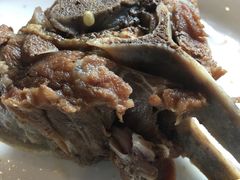 -亿诣蝎府炸酱面羊蝎子火锅(酷车小镇店)
