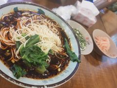 -阿依娘镇店豌杂面(三峡广场店)