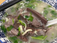 -八百里牛肉汤(盖饭·锅贴·万象城店)