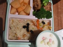 -耶里夏丽·丝路新疆菜·清真食品(徐汇南丹东路臻选店)